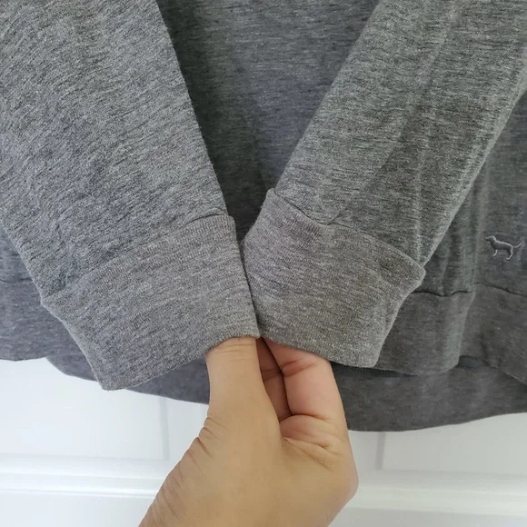 3for$25 Victoria secret PINK grey sweater sweatshirt v-neck top long sleeve - Picture 2 of 5